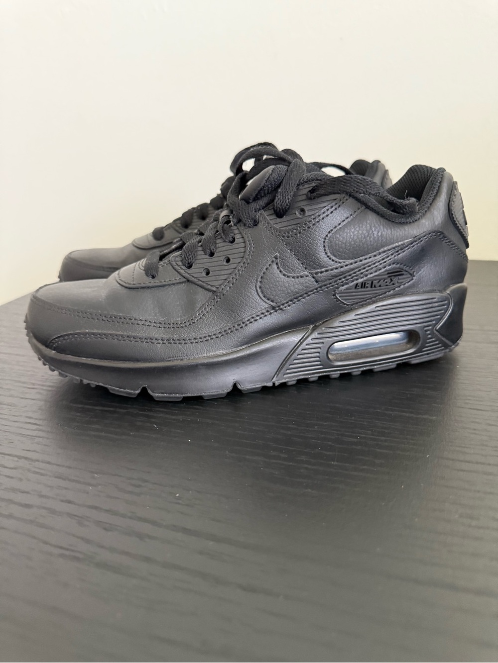 Nike Air Max 90 Leather Sneakers in Black